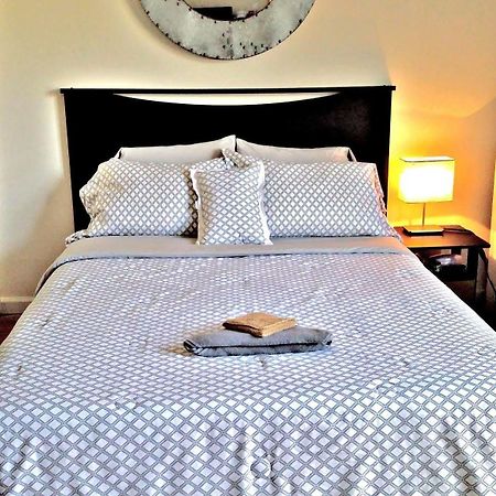 Jfk Bed And Breakfast Guesthouse Ню Йорк Екстериор снимка