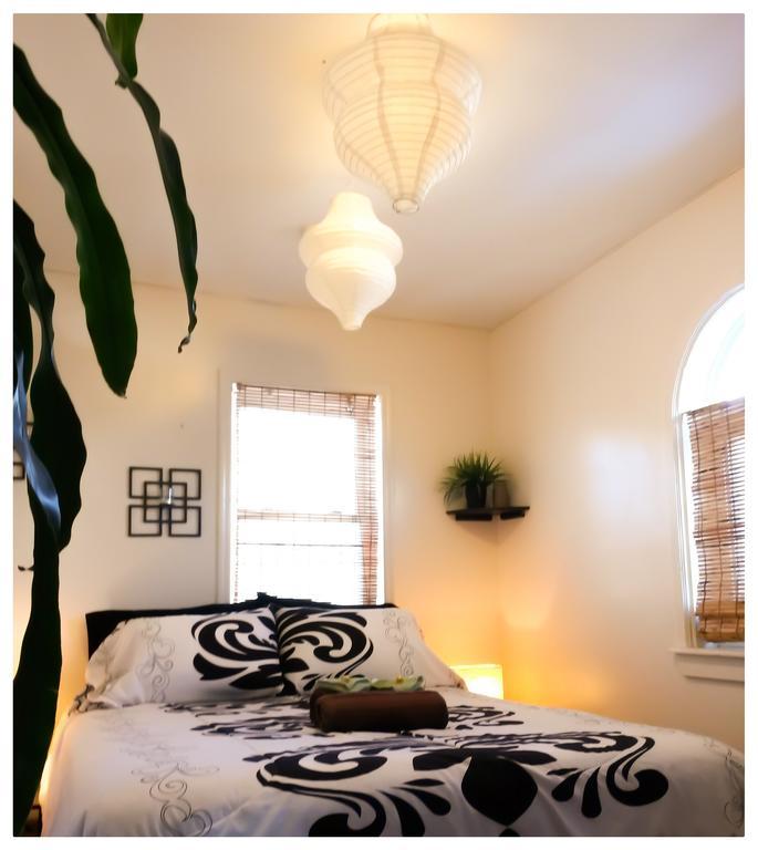 Jfk Bed And Breakfast Guesthouse Ню Йорк Стая снимка